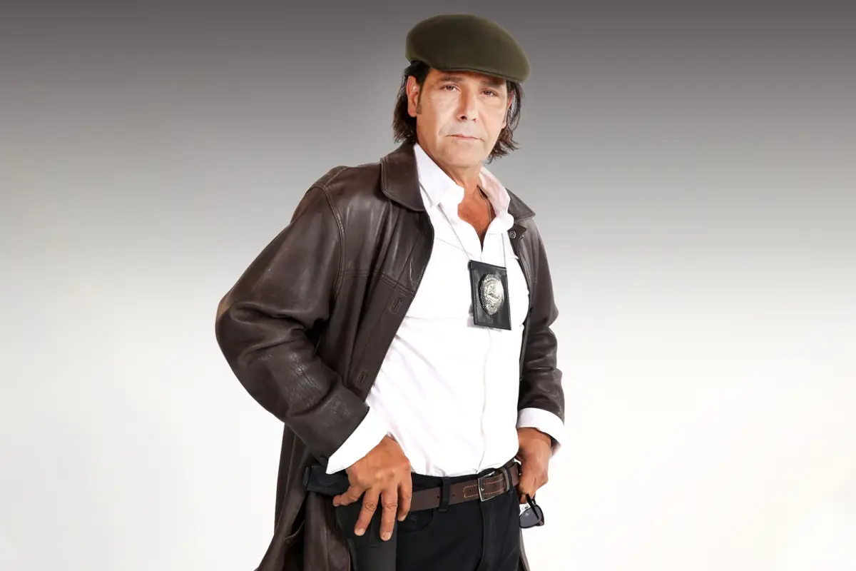 Juan Falcón en Secretos de Familia, Canal 13