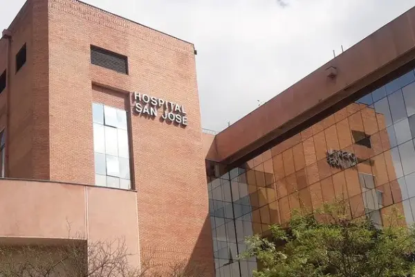 Hospital San José ,Redes Sociales