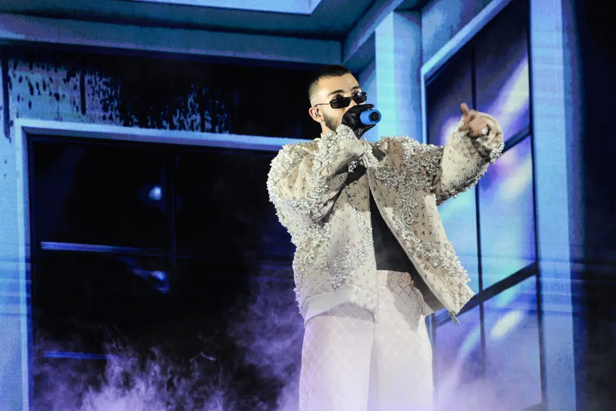 Manuel Turizo, Agencia Uno