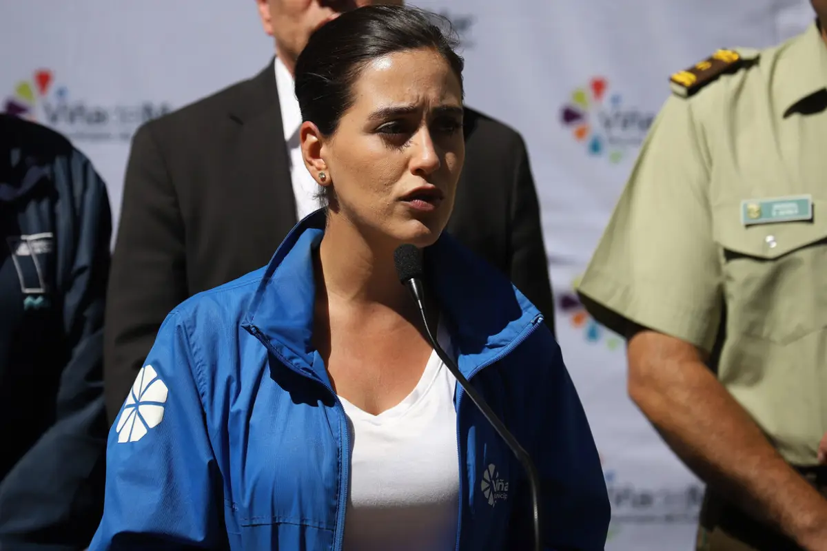 Macarena Ripamonti, Agencia UNO