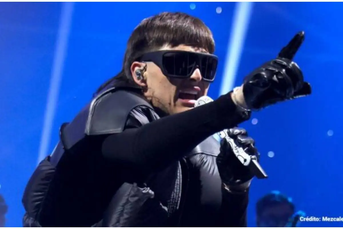 Peso Pluma, redes sociales