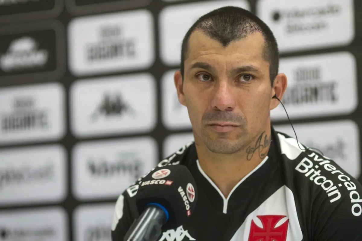 Gary Medel, Vasco da Gama