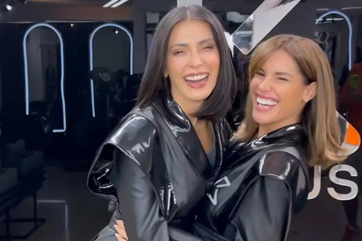 Gala Caldirola- Cony Capelli, redes sociales