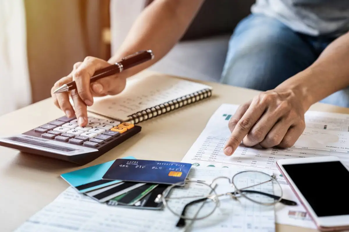 Gastos de marzo, Agencia Uno