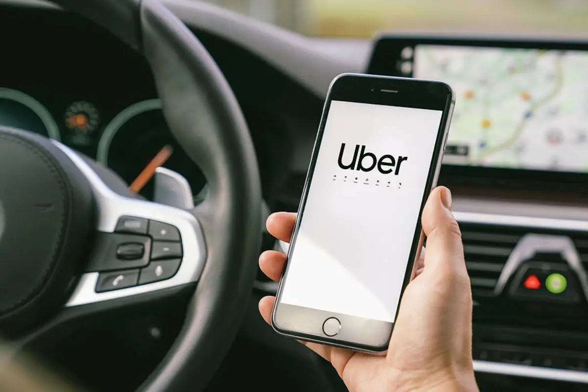 Uber, redes sociales