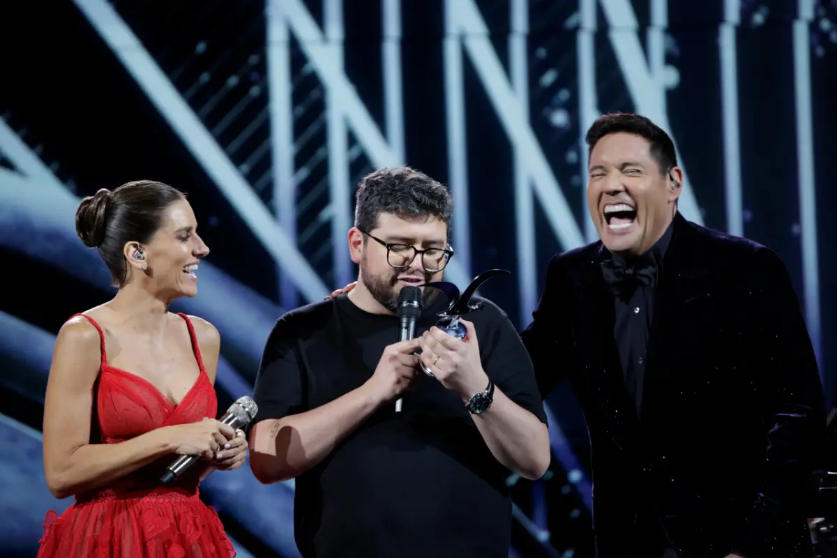 Luis Slimming, Agencia Uno