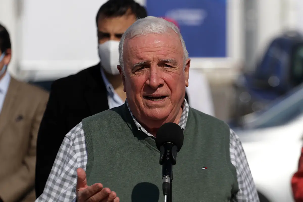 Andrés Zarhi , Agencia Uno