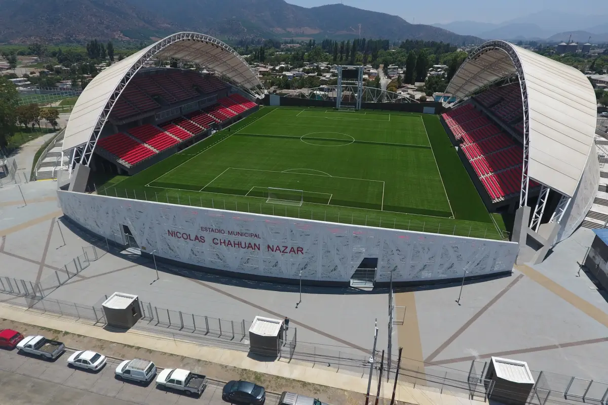 Estadio Nicolás Chahuán , Redes sociales