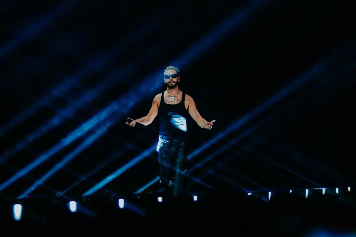 Mora, Redes sociales