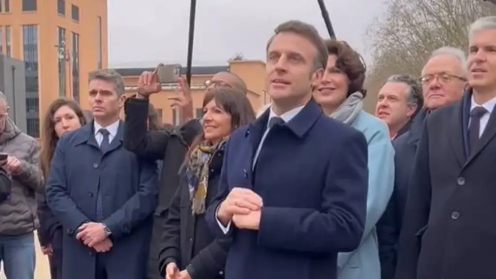 Emmanuel Macron en la inauguración de la Villa Olímpica  - Captura video @EmmanuelMacron
