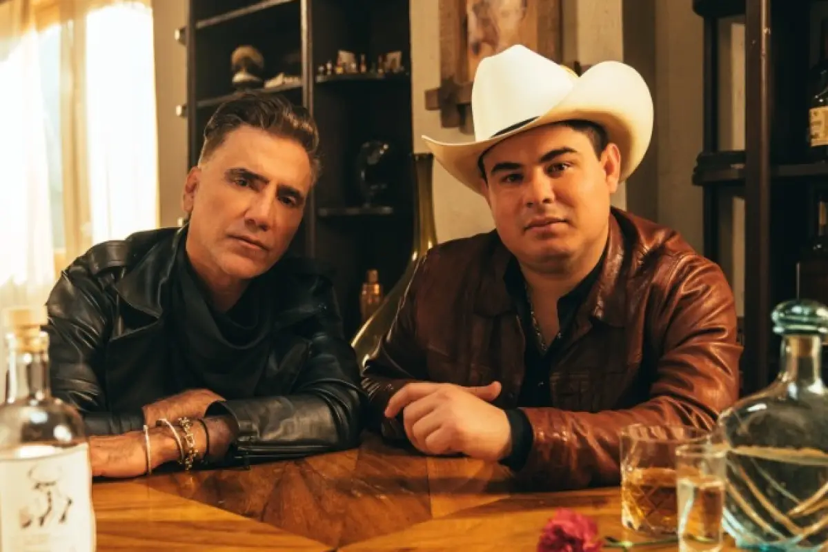 Alejandro Fernández y Alfredo Olivas, Cedida