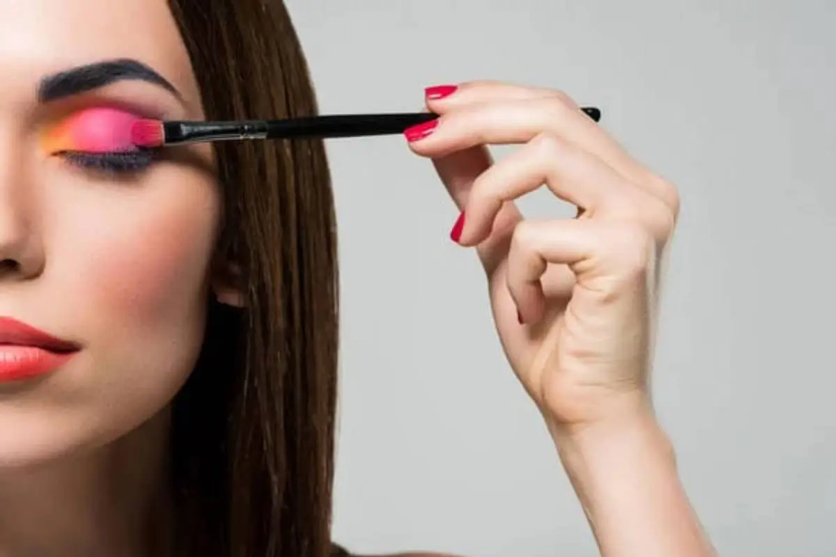 maquillaje, cedida