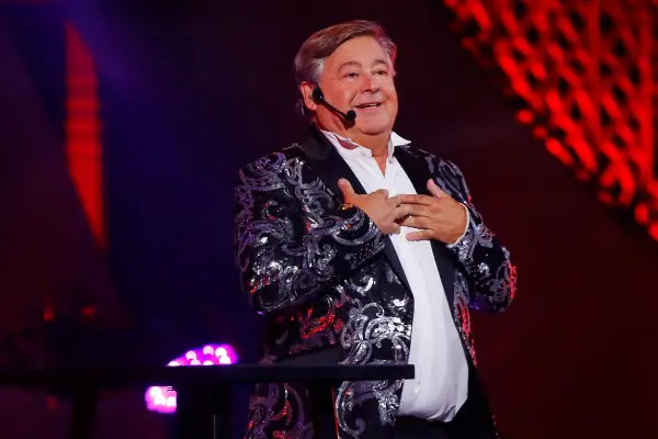 Ernesto Belloni ,Agencia Uno