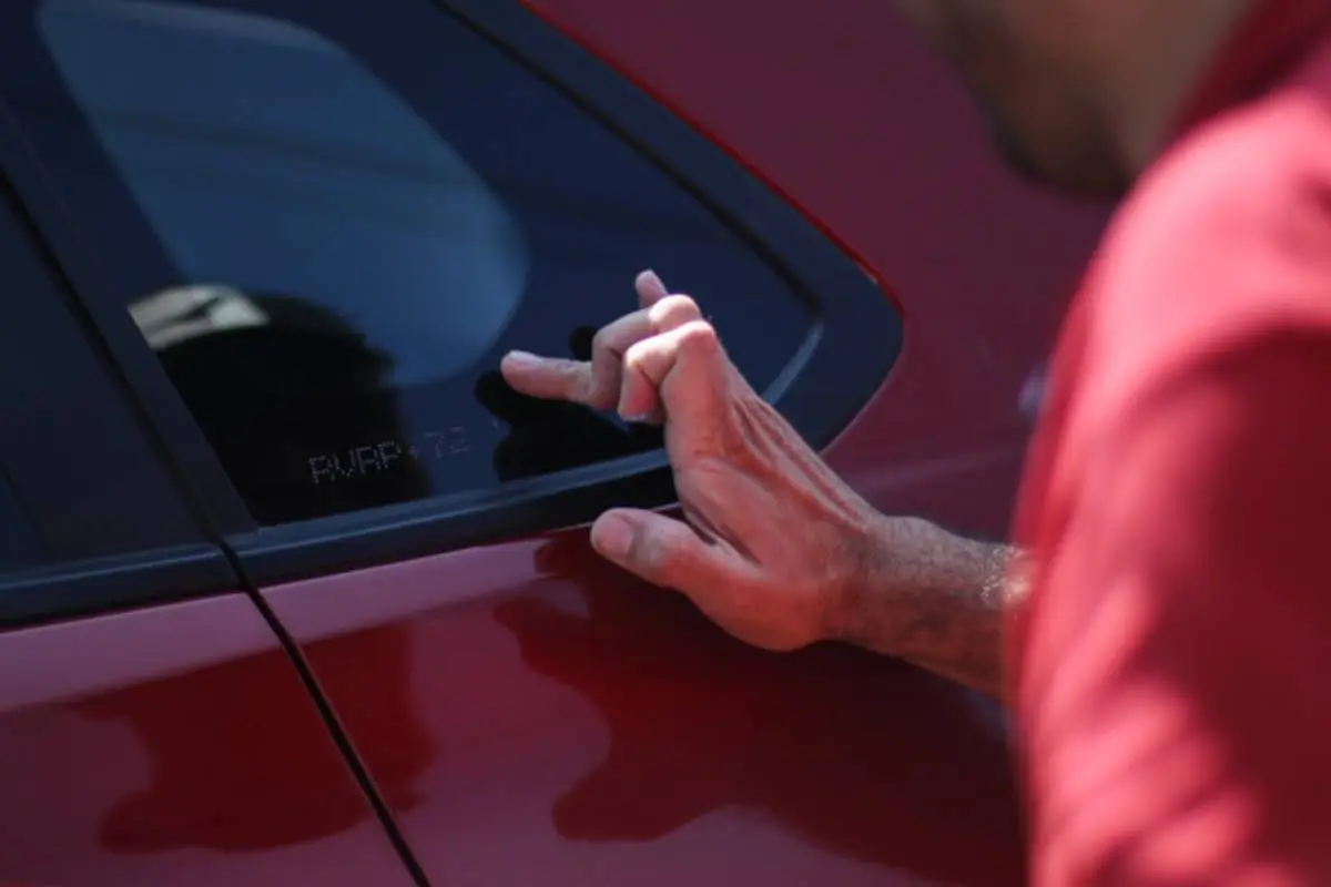 Grabado de patentes, Agencia Uno