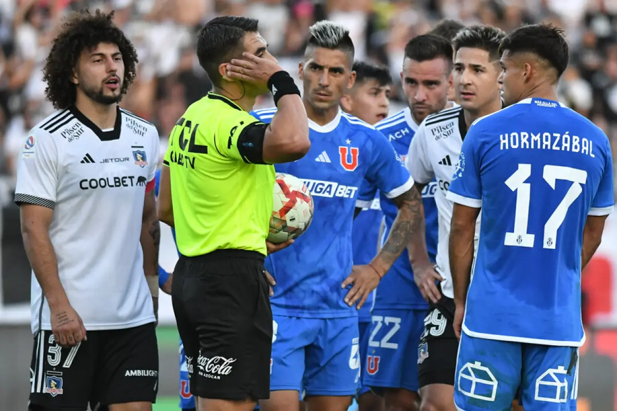 Universidad de Chile gana por la cuenta minima 0-1 frente a Colo Colo, válido por la cuarta fecha del Campeonato Banco Itaú 2024 Primera Division de Chile, "Clasico 195" disputado en estadio Monumental de Chile., OSCAR GUERRA / AGENCIAUNO