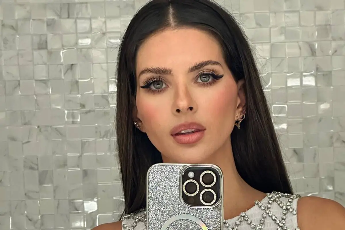 Cejas, Redes Sociales