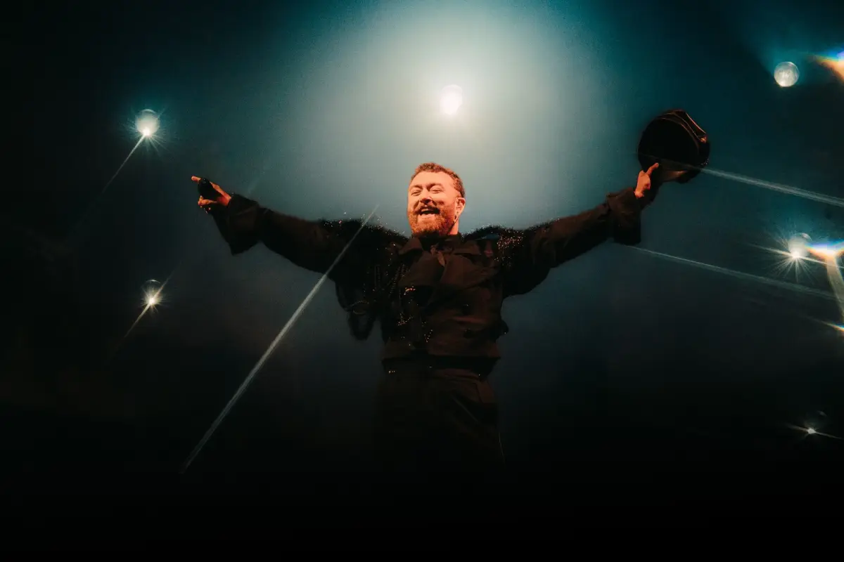 Sam Smith, Prensa Lotus