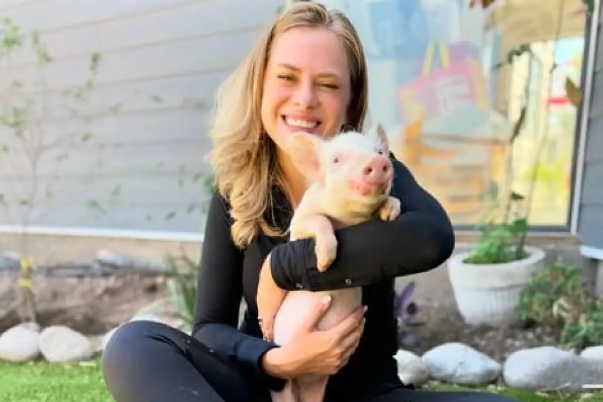 Eliana Albasetti, Redes Sociales