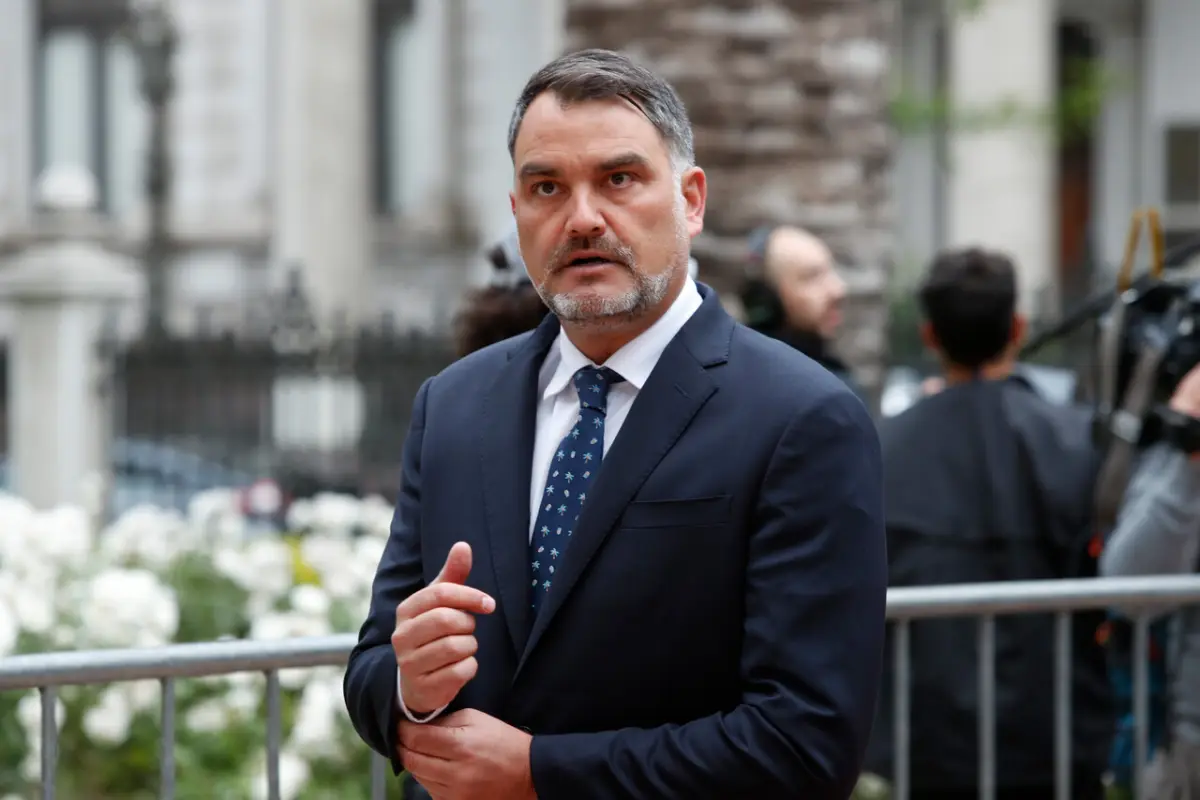 Javier Macaya, Agencia Uno