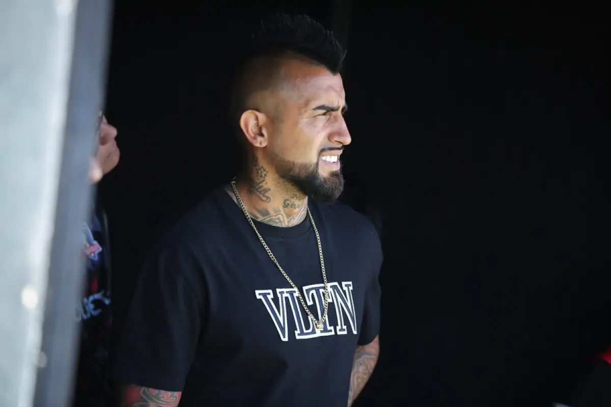 Arturo Vidal queda al margen del encuentro por precaución ,partido válido por la tercera fecha del Campeonato Banco Itaú 2024 Primera Division de Chile entre Colo Colo y Huachipato disputado en estadio Monumental de Chile, JUAN JOSÉ MOLINA / AGENCIA UNO