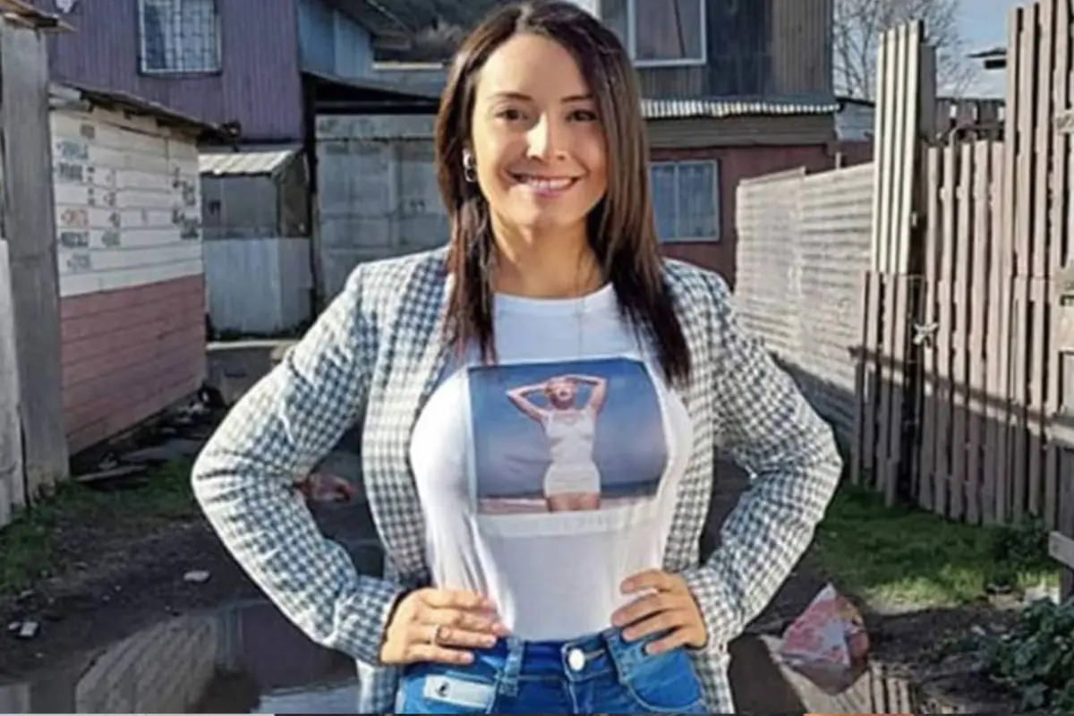 Camila Polizzi cumple con arresto domiciliario, Twiiter