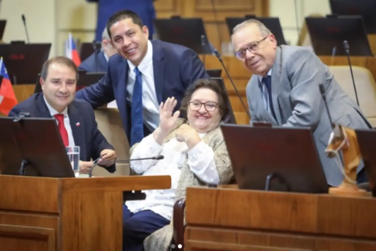 Doctora Cordero Congreso Nacional, Redes Sociales