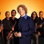 Simply Red , Redes sociales