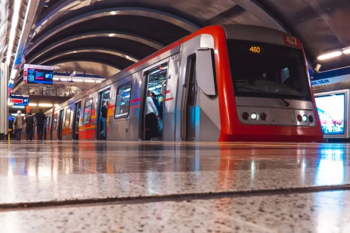 Metro de Santiago, cedida