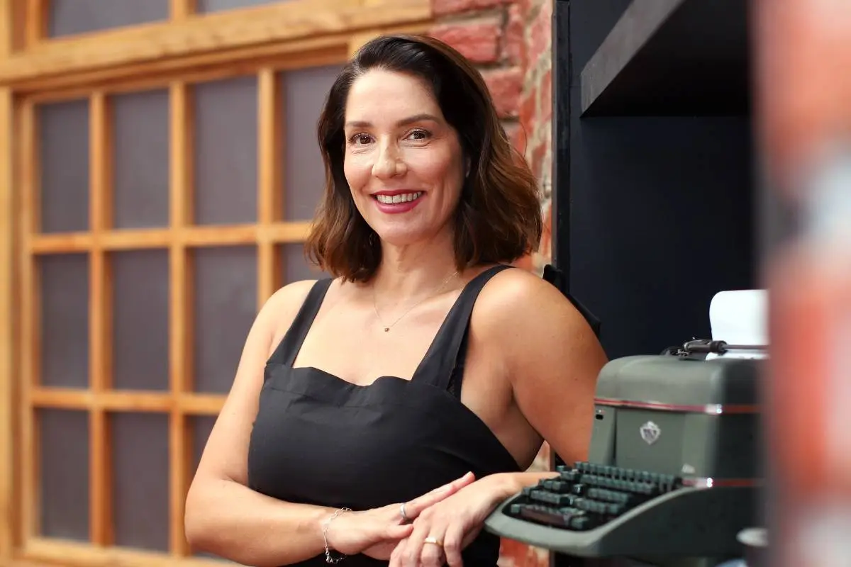 Mariana Loyola, Cedida