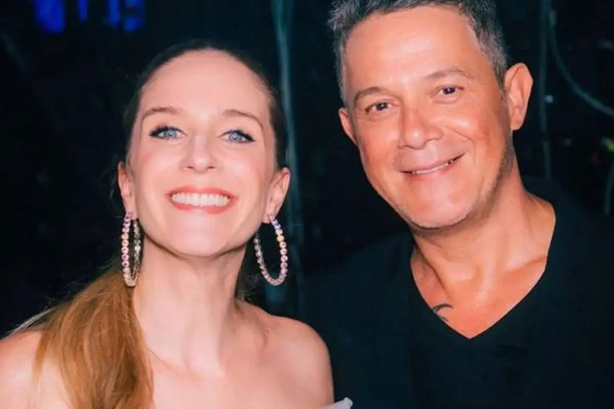 Alison Mandel y Alejandro Sanz, redes sociales 