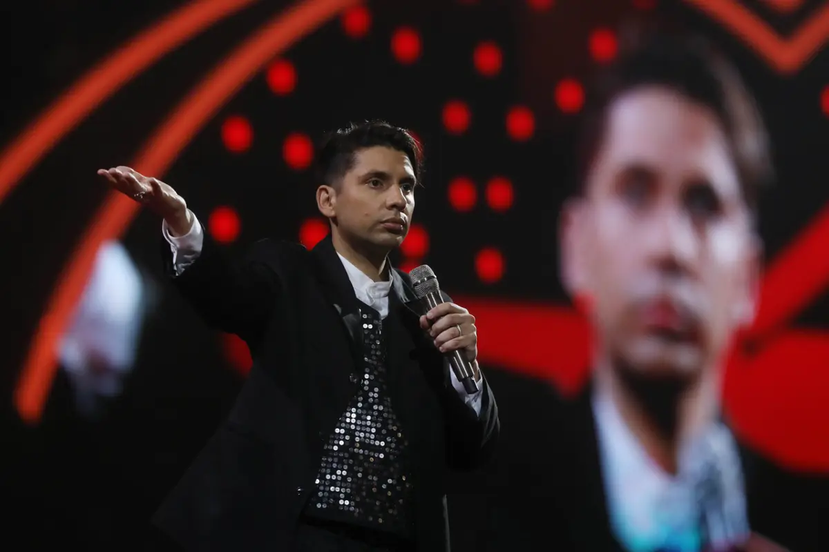 Fabrizio Copano, Agencia Uno