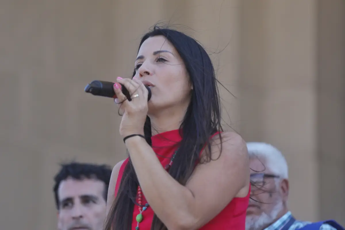 Sanadora de Rosario , Agencia Uno