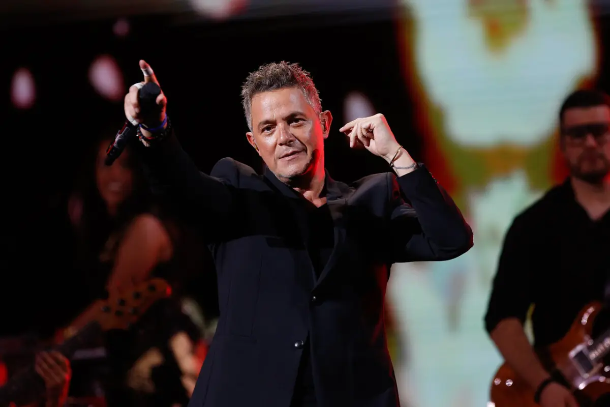 Alejandro Sanz, Agencia Uno