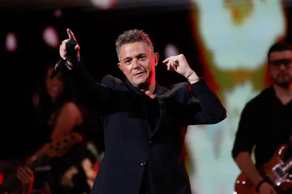 Alejandro Sanz ,Agencia Uno