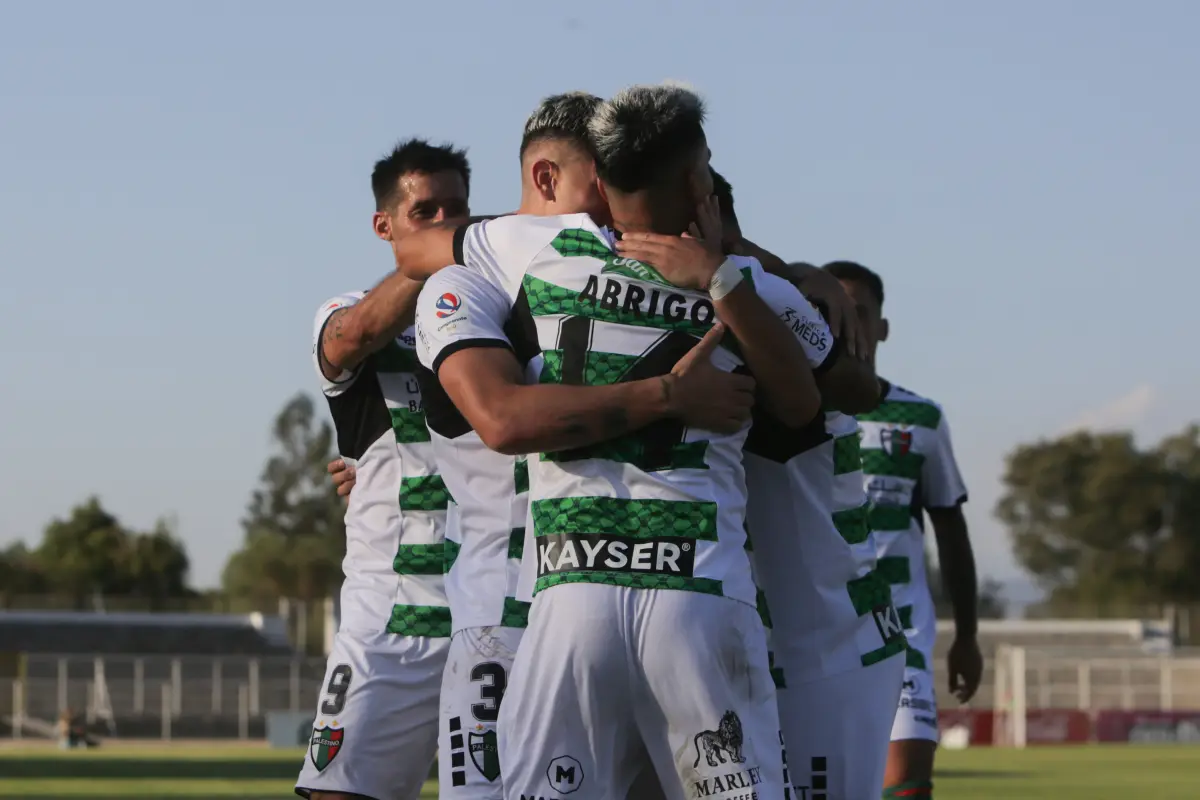 Palestino, Agencia Uno