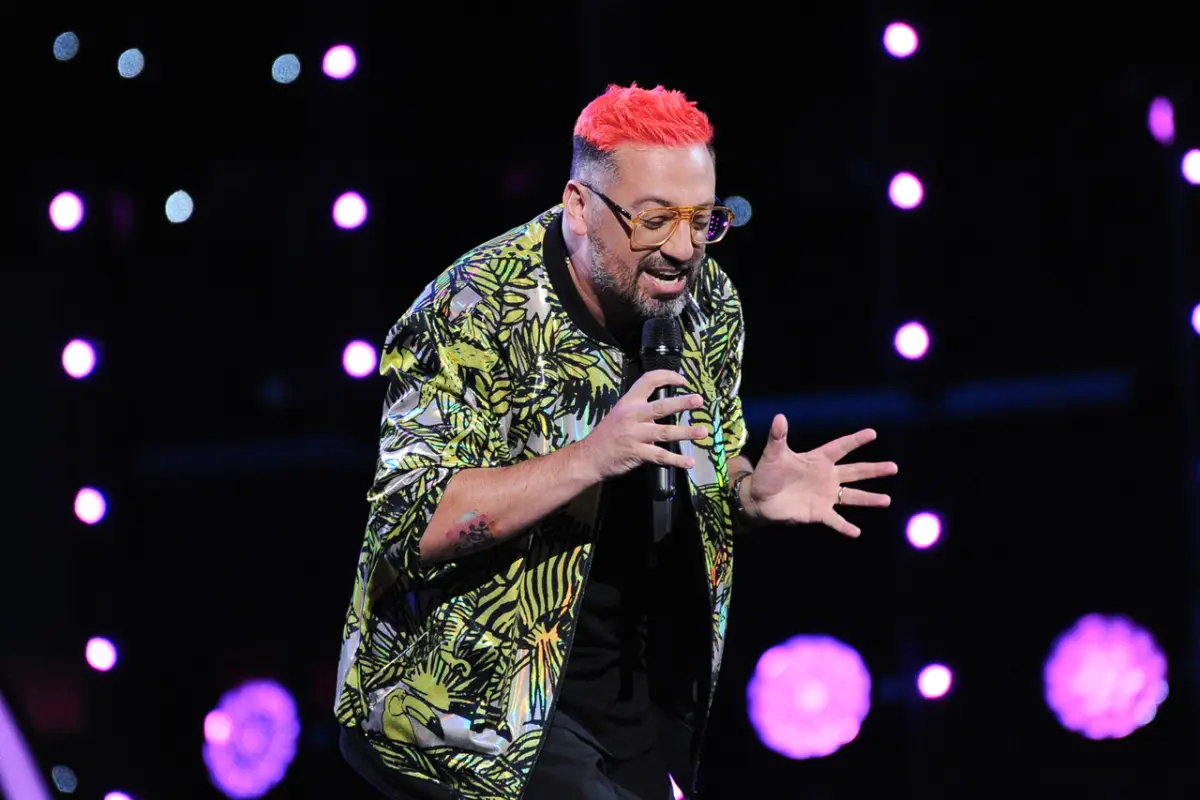 Alex Ortiz, Agencia Uno