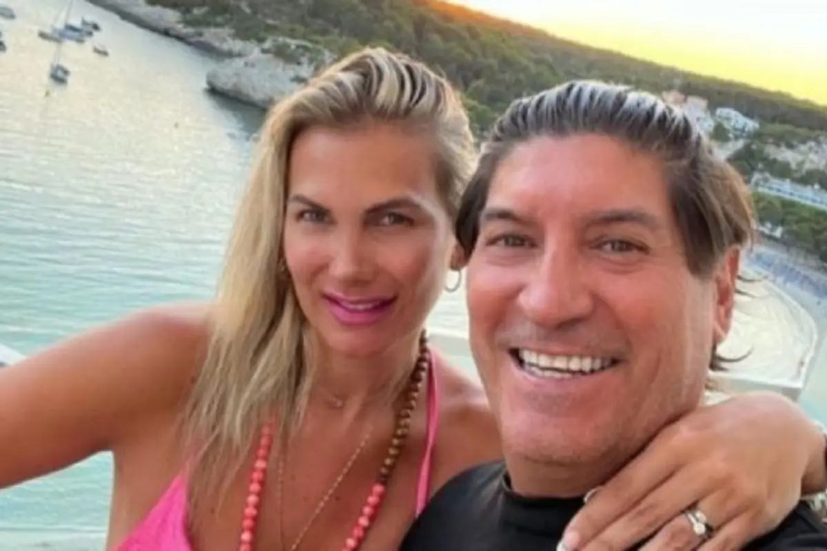 Iván Zamorano y María Alberó, Redes Sociales