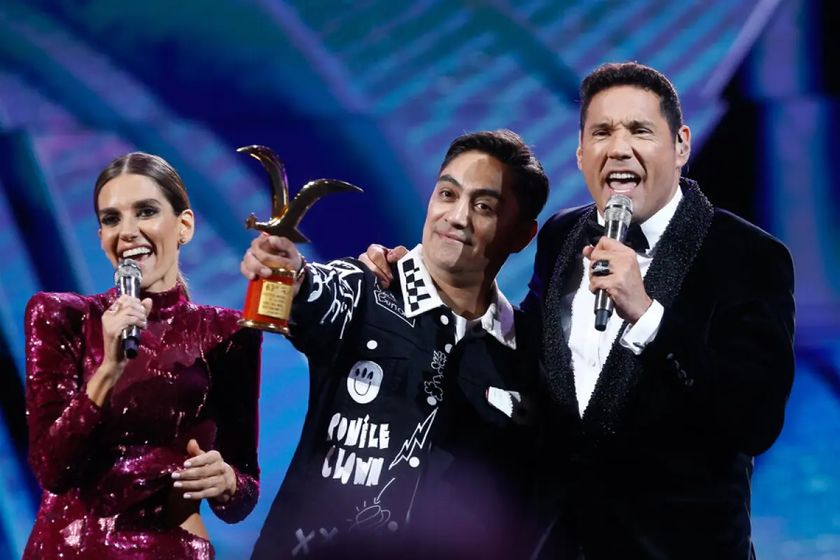 Sergio Freire se presenta durante la quinta noche del LXIII Festival Internacional de la Canción de Viña del Mar desde la Quinta Vergara., Agencia Uno