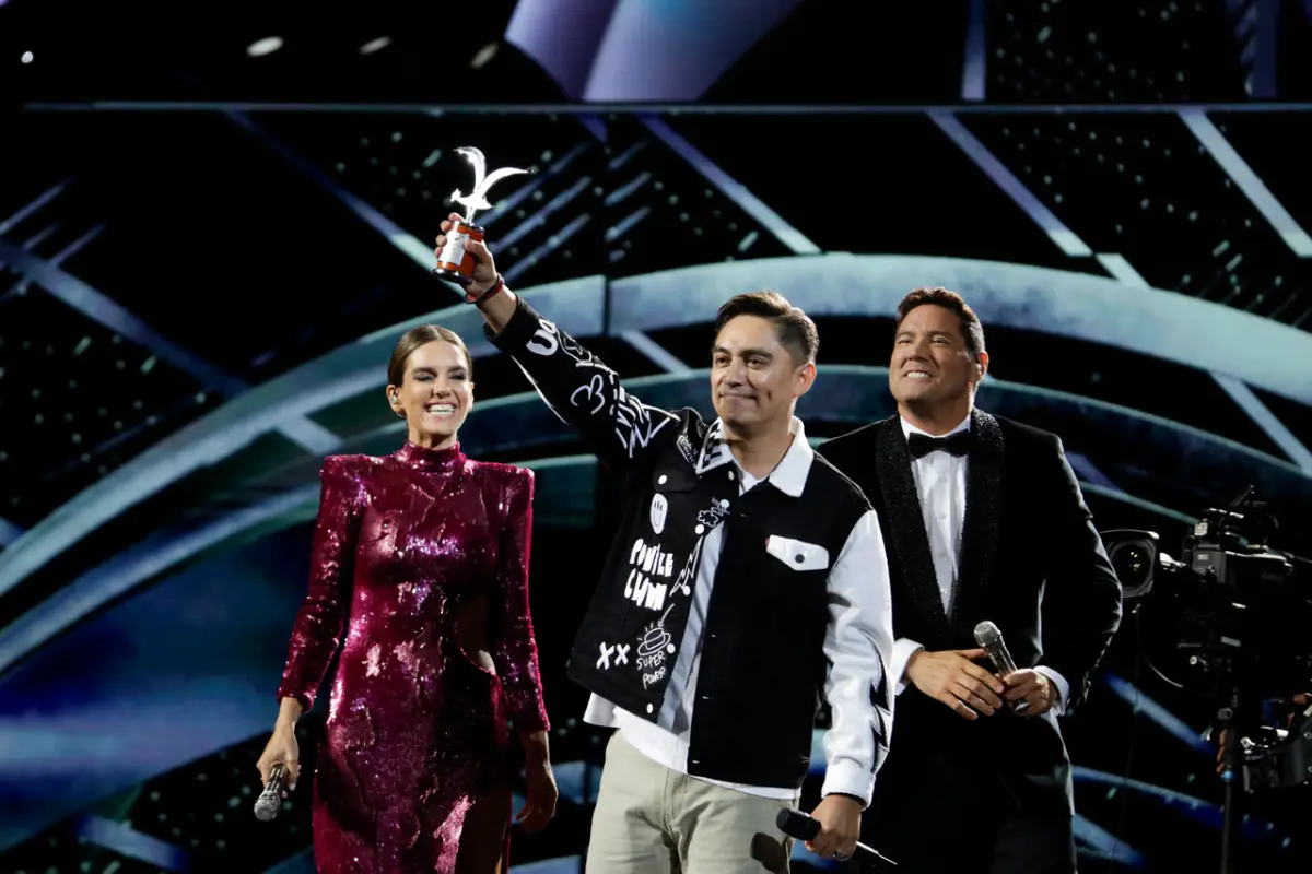 Sergio Freire, Agencia Uno