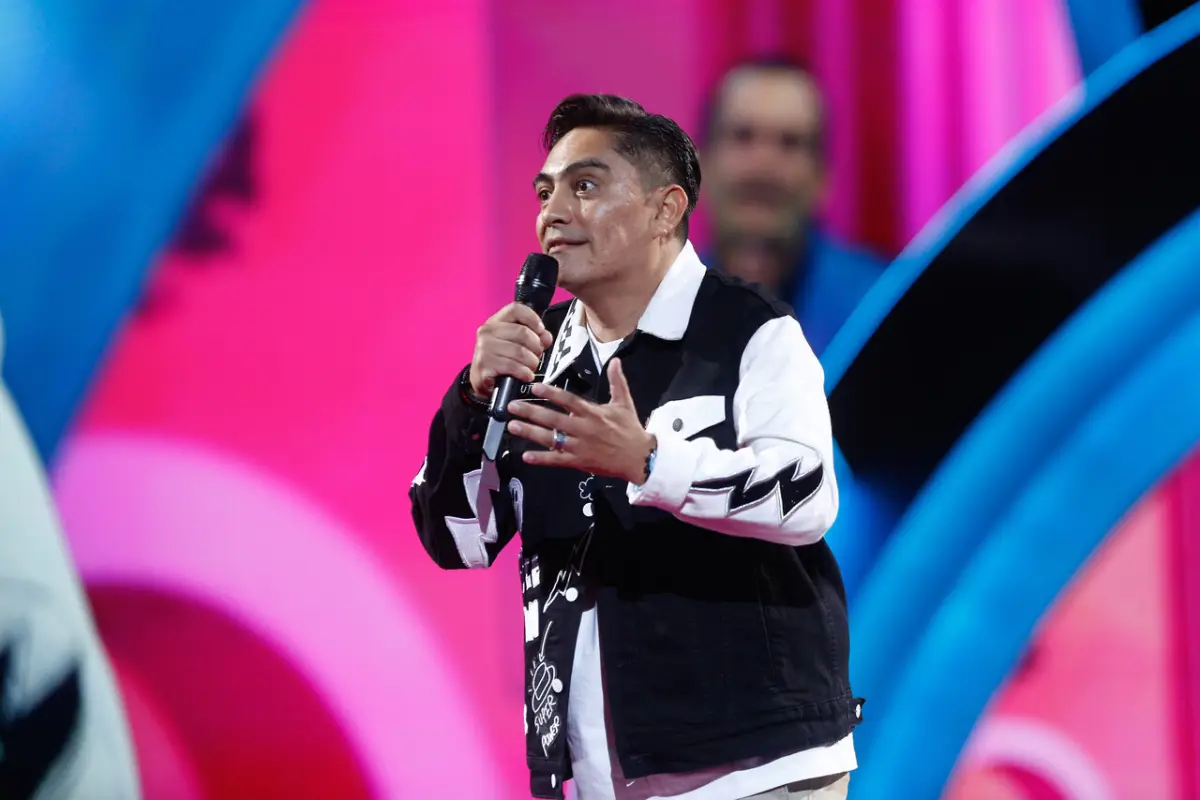 Sergio Freire, Agencia Uno