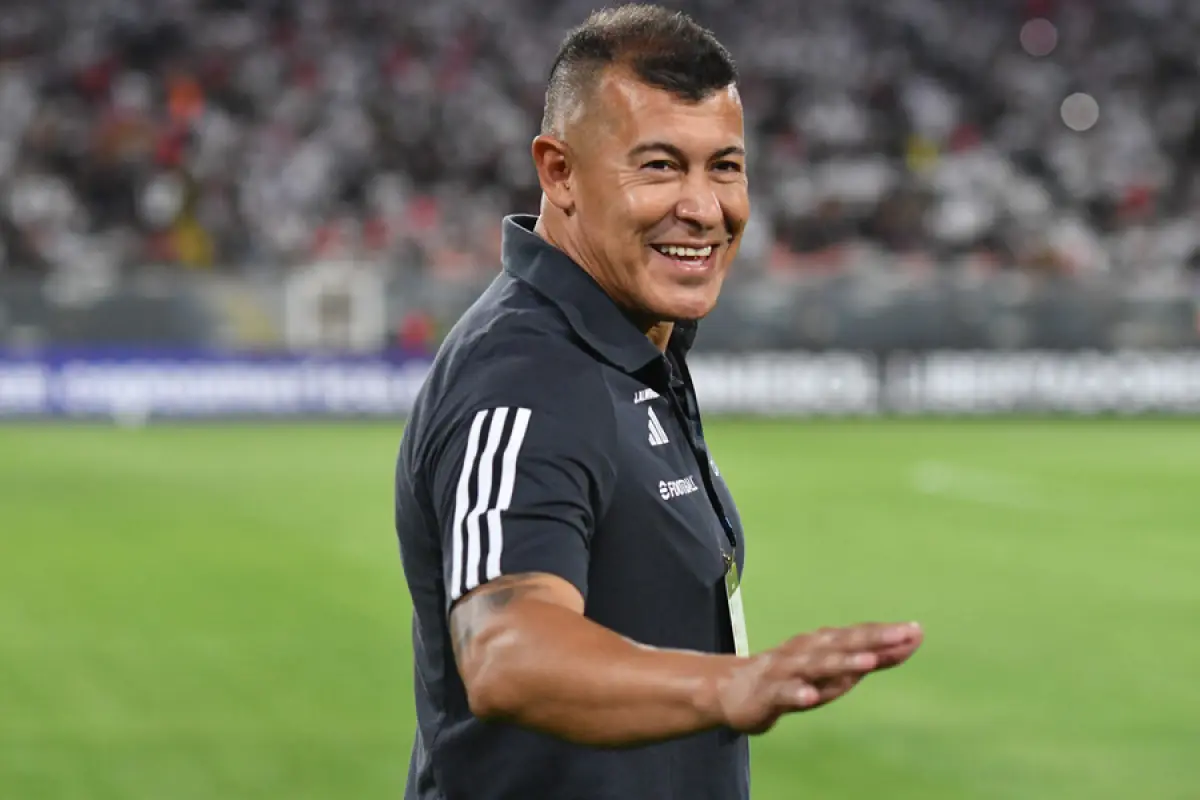 Jorge Almiron durante el partido de vuelta de segunda fase en la Copa Conmebol Libertadores 2024, entre Colo Colo y Godoy Cruz disputado en Estadio Monumental de Chile., Agencia Uno