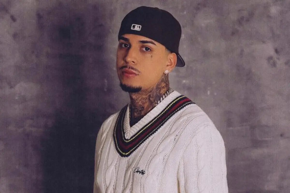 Young Cister , Redes sociales