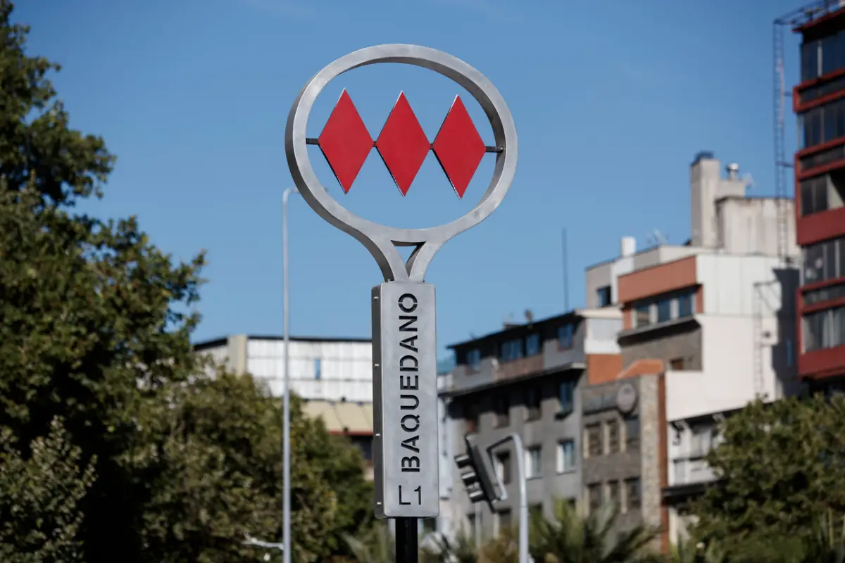 Metro se encuentra fuera de servicio, Agencia Uno