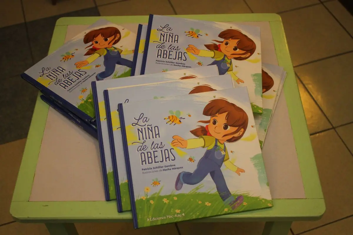 La Niña de las Abejas, Cedida