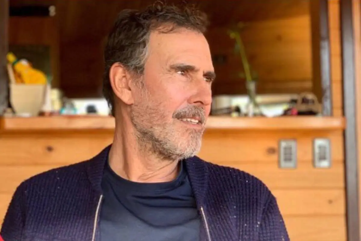 Cristian Campos, redes sociales