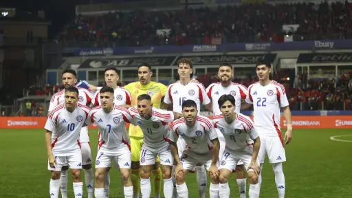 Chile afronta su segundo partido en tierras europeas., La Roja