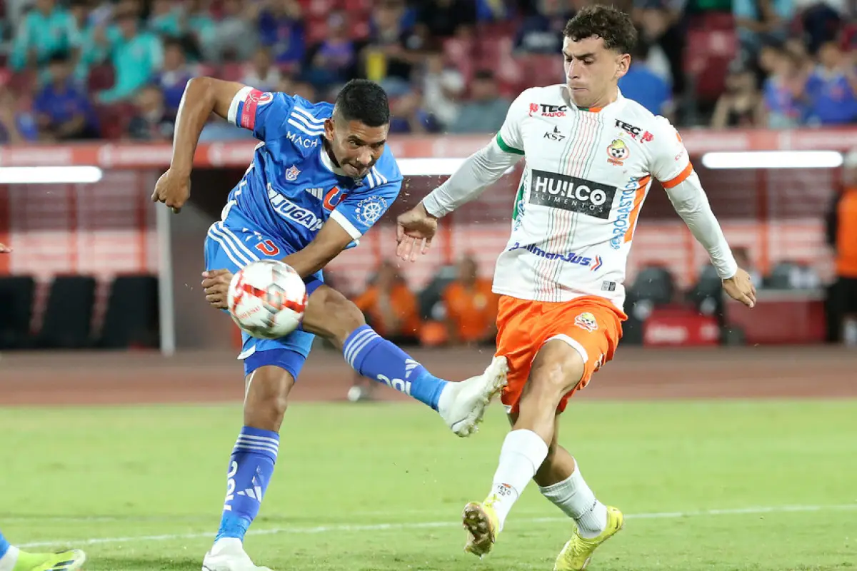 Durante el partido válido por la primera fecha del campeonato nacional, entre Universidad de Chile y Cobresal, disputado en el Estadio Nacional., Agencia Uno