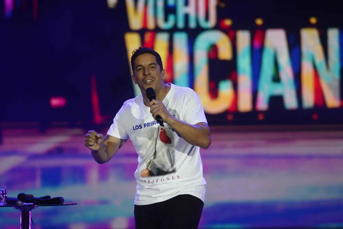 Vicho Viciani, redes sociales