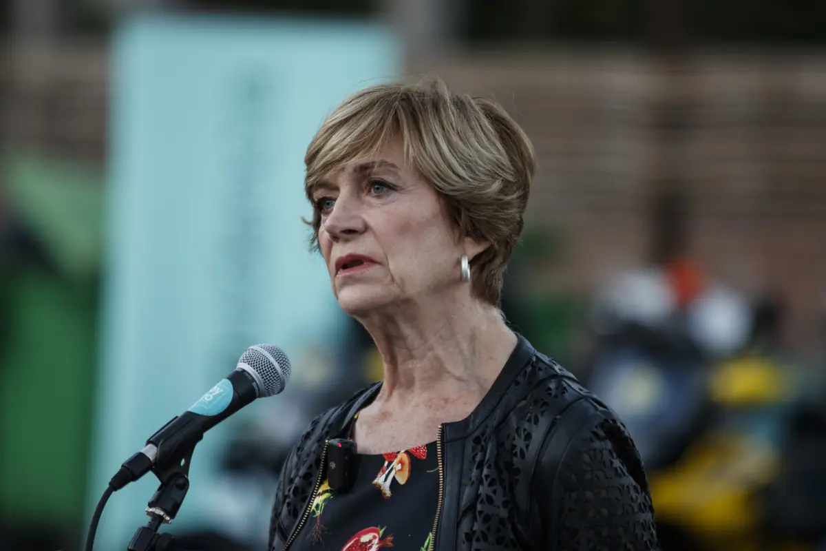 Evelyn Matthei , Agencia Uno