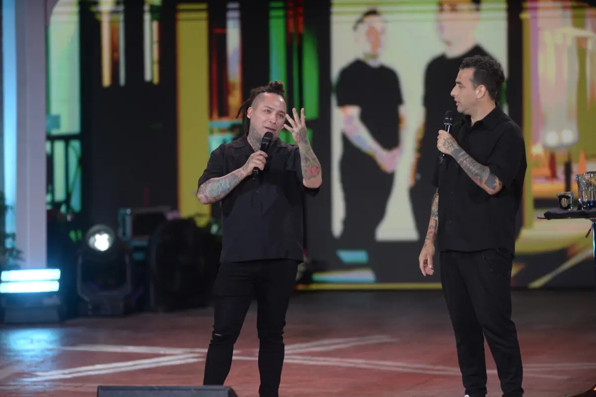 Cebolla y Bodoque, Agencia Uno